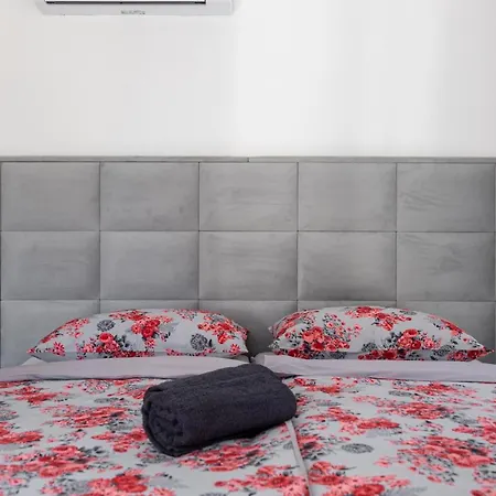 Palavra Apartment